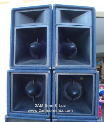 Aluguer de equipamento profissional de som, iluminação, e video