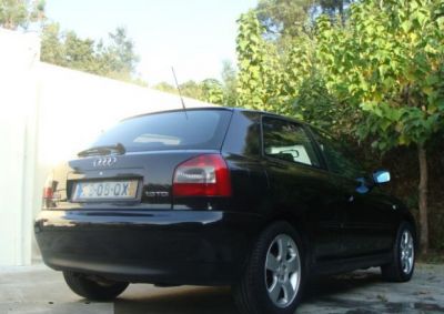 Audi A3 1.9 TDI 130cv Sport - kit S - 6 vel. -01  4000€
