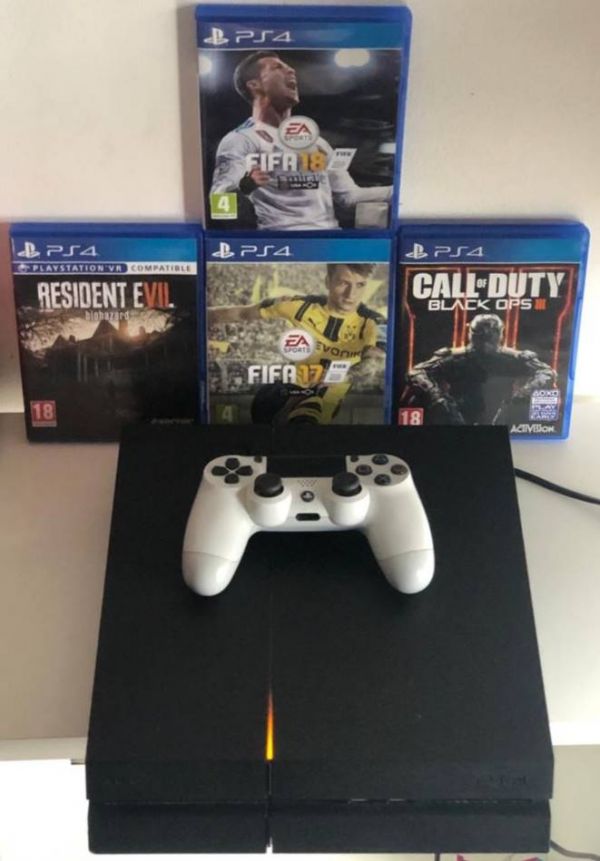 Vendo Playstation 4