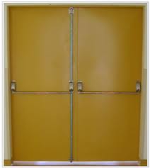 Porta acústica em madeira para isolar ruídos dentro do ambiente. RJ