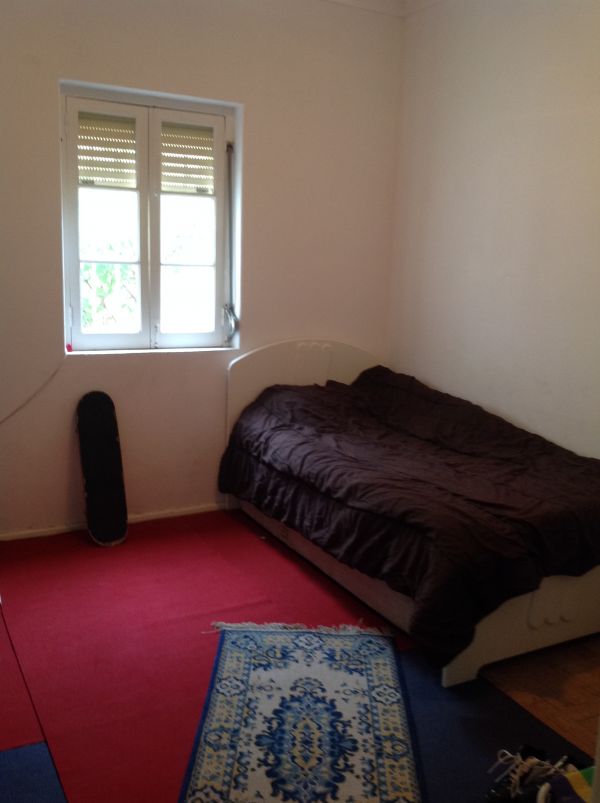 Vivenda com quintal penedo são domingos de rana