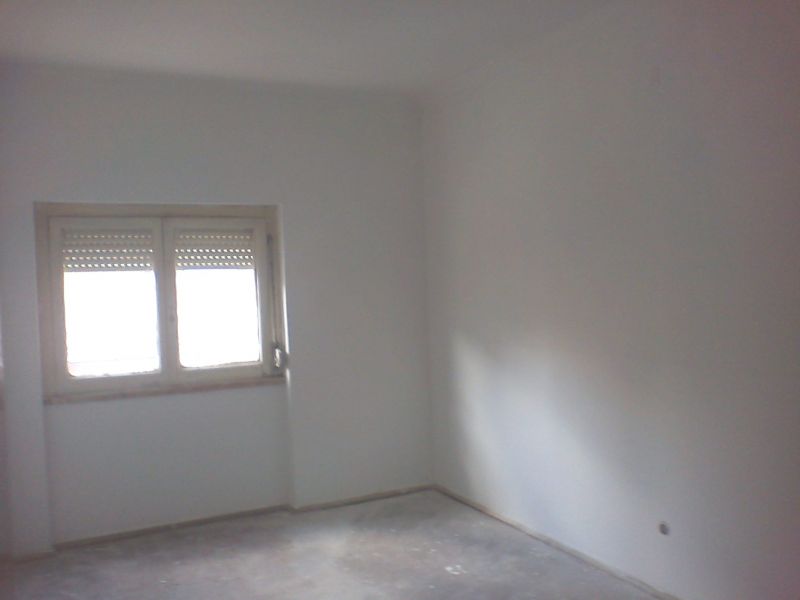 T3 para ser    renovado na Camarinha em setúbal 