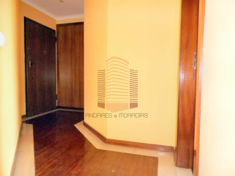 [7033] T2 á Media Markt e Makro Gaia - RETOMA