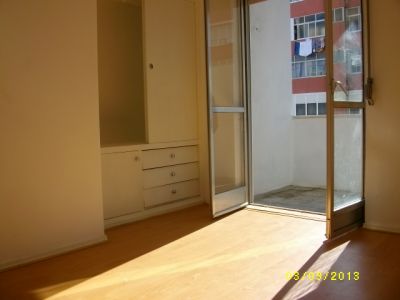 P D’ARCOS T1 VISTA MAR C/VARANDA 350 €