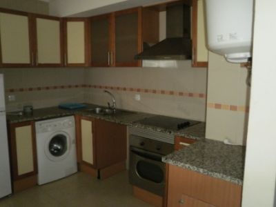 APARTAMENTO T1/ ARRENDAMENTO ANUAL/ REF: 1359AR