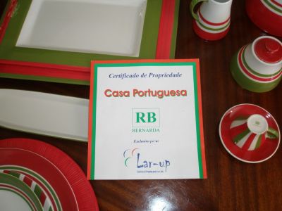 Serviço de Jantar Casa Portuguesa com 109 Peças