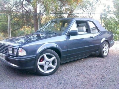 Ford escort xr3i cabrio de 1983