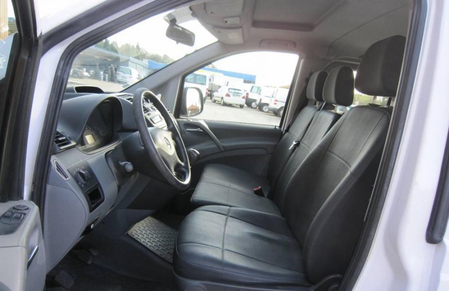  Mercedes-Benz Vito 111 CDI – Nacional com Livro de Revisões (109 cv)