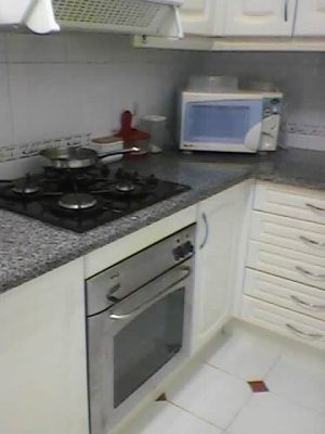 Aluga-se quarto a rapariga no centro de Leiria