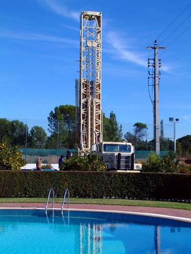 Execuçao de furos e montagem de bombas