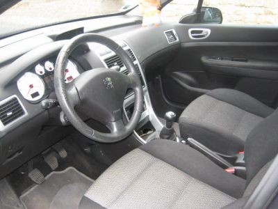 Peugeot 307 1.6 hdi 16v fap 110 sport 5