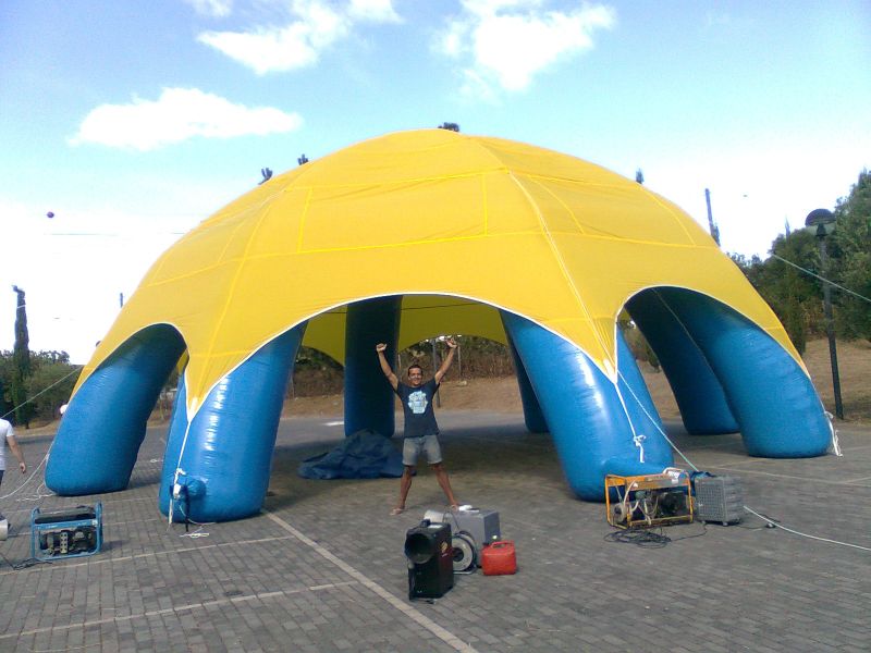 Bandeiras , insufláveis , tendas 