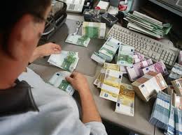 Programa de financiamento para o ano OFERTA DISPONÍVEL EM 48 HORAS Email: bovinpaul435@gmail.com