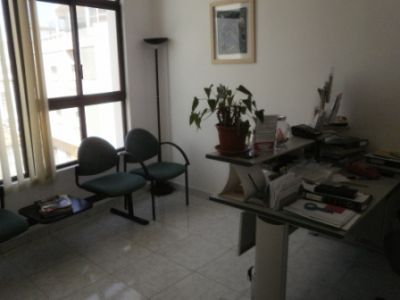 LOJA PARA VENDA/ CENTRO DE PORTIMÃO/ REF:1358