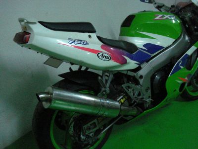 Kawasaki ZXR 750
