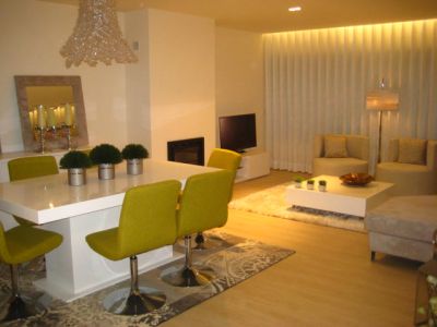  T3 novo com cozinha equipada, piso radiante, terraço, sótão e garagem