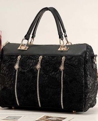 Mala bege ou preta nova revestida a renda