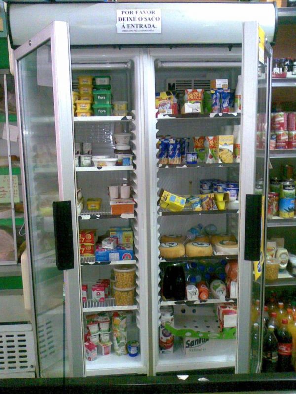 Vitrine de arrefecimento dupla com 2 portas