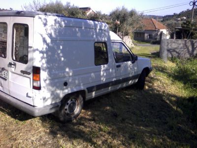 Vendo Renault Express 1.6d  (preço muito bom)