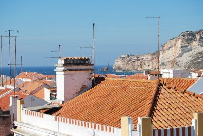                  Apartamento T1 com vista mar total na Nazaré
