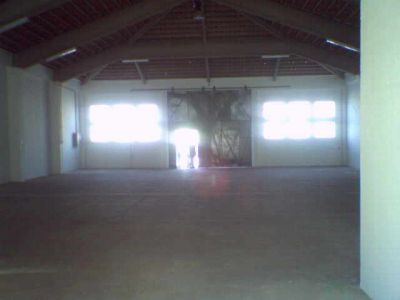 VENDE-SE OU ALUGA-SE