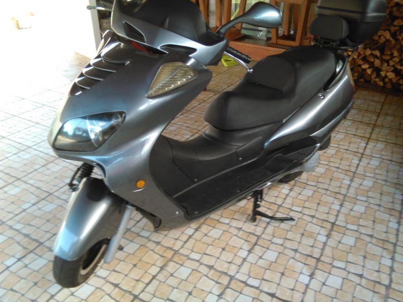 Jonway 125CC Scooter