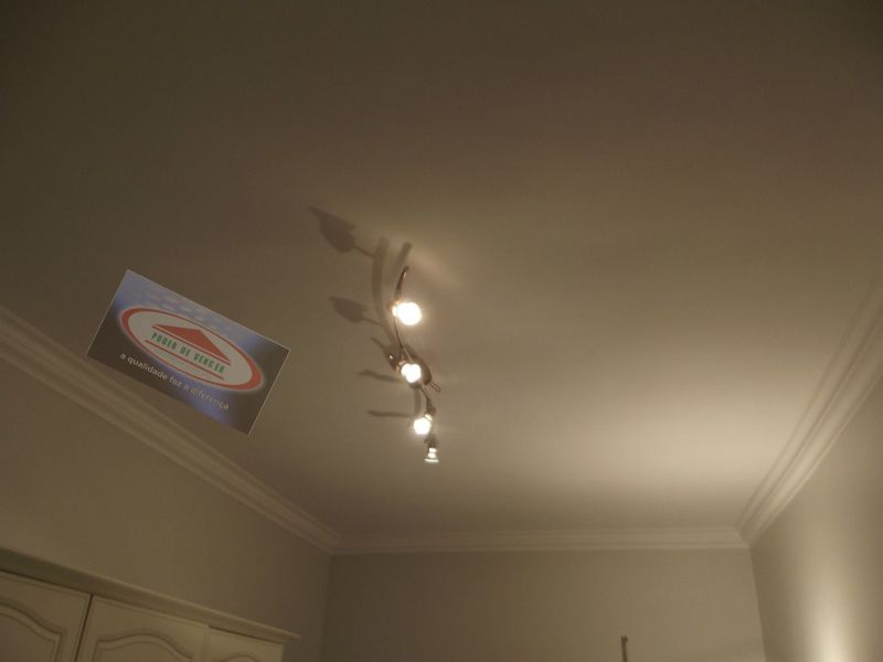 Telhados,Telheiros,Pergulas,Caixilharias,Isolamentos,Impermeabilização,Tectos e Divisórias,Pinturas 