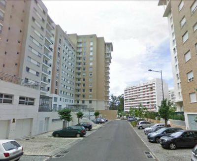 Quartos para Alugar T4 novo - Lumiar