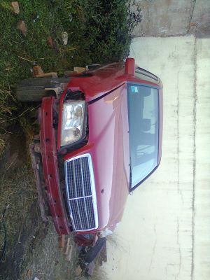 vendo peças Mercedes C220 Diesel- Viatura Batida
