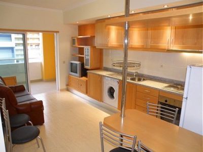 T11 com piscina para ferias em Portimão