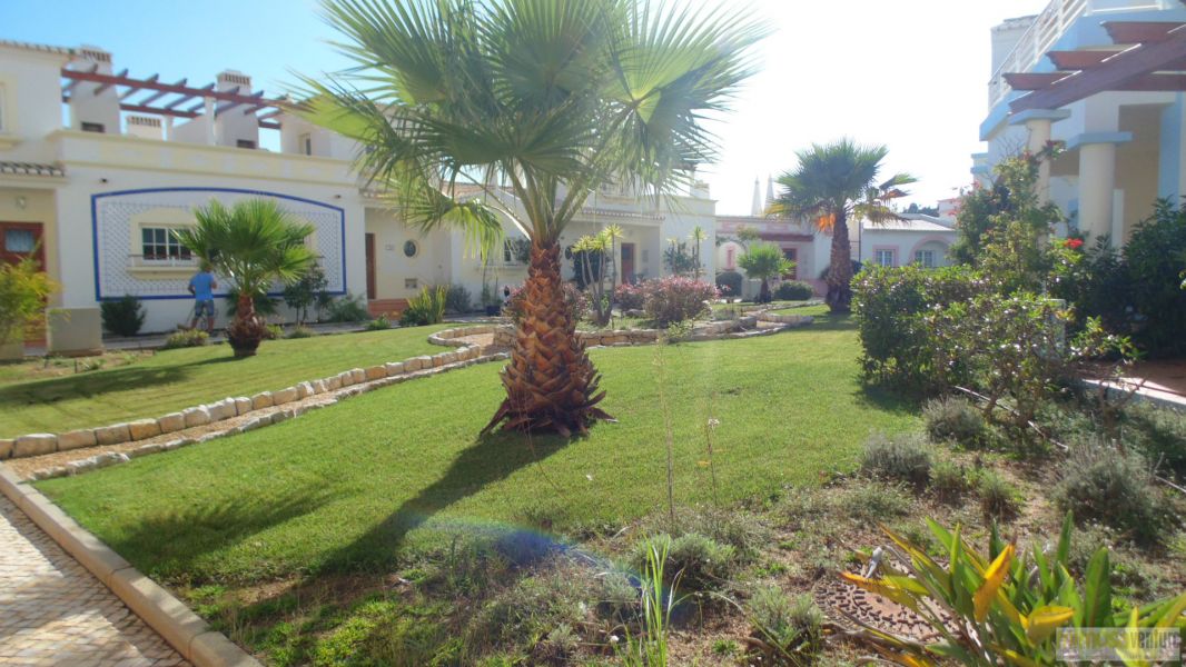 VM073 - Moradia em Banda T2, Vila do Bispo