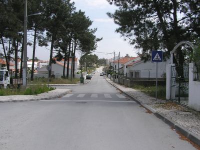 Moradia para arrendamento, 4 assoalhadas, garagem