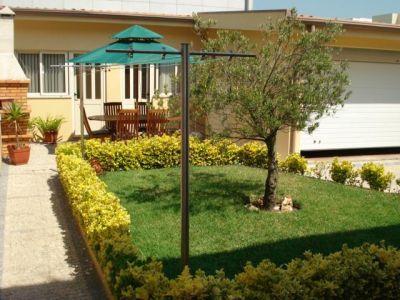 excelente moradia bifamiliar T4, Como Nova