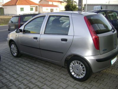 Fiat Punto 1.9 JTD ,,,, 4.250€