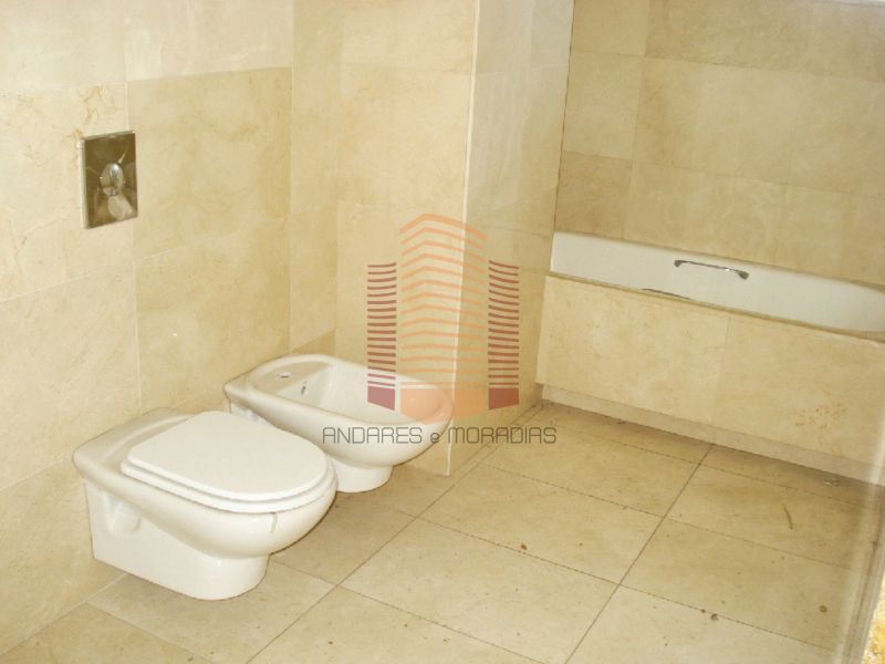 [1189F] T3 duplex á Rotunda da Boavista – retoma bancária