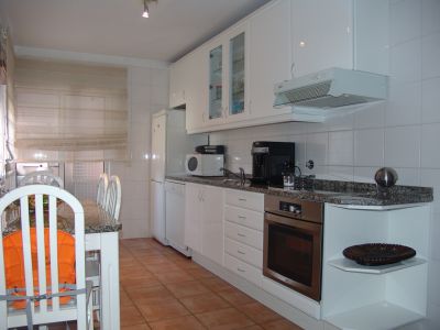 T4 em condomínio fechado  perto do centro de Vizela  