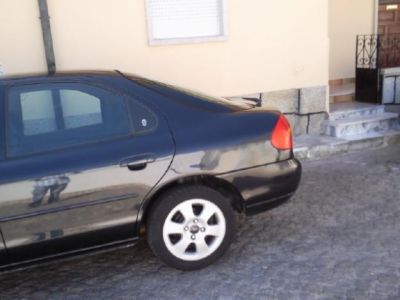vendo ford mondeo 1.8 td ghia