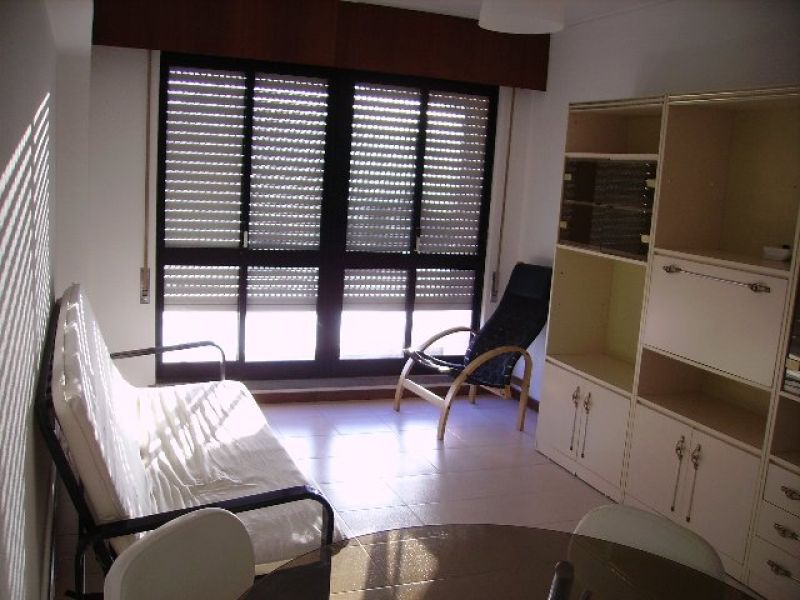 T2 mobilado em Lisboa, nos Olivais, perto do Parque das Nações (expo).