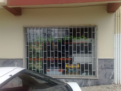 Loja ou armazém de logística só 299€