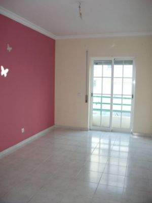 APARTAMENTO T2 EM PORTIMÃO / REF: T2 - 20