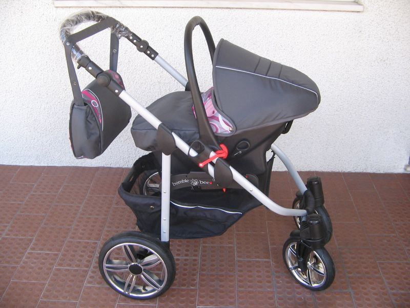 Vendo artigos de bebé