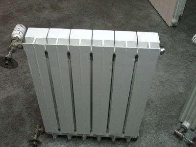 Vendo radiadores de aquecimento em alumínio impecáveis de marca GLOBAL