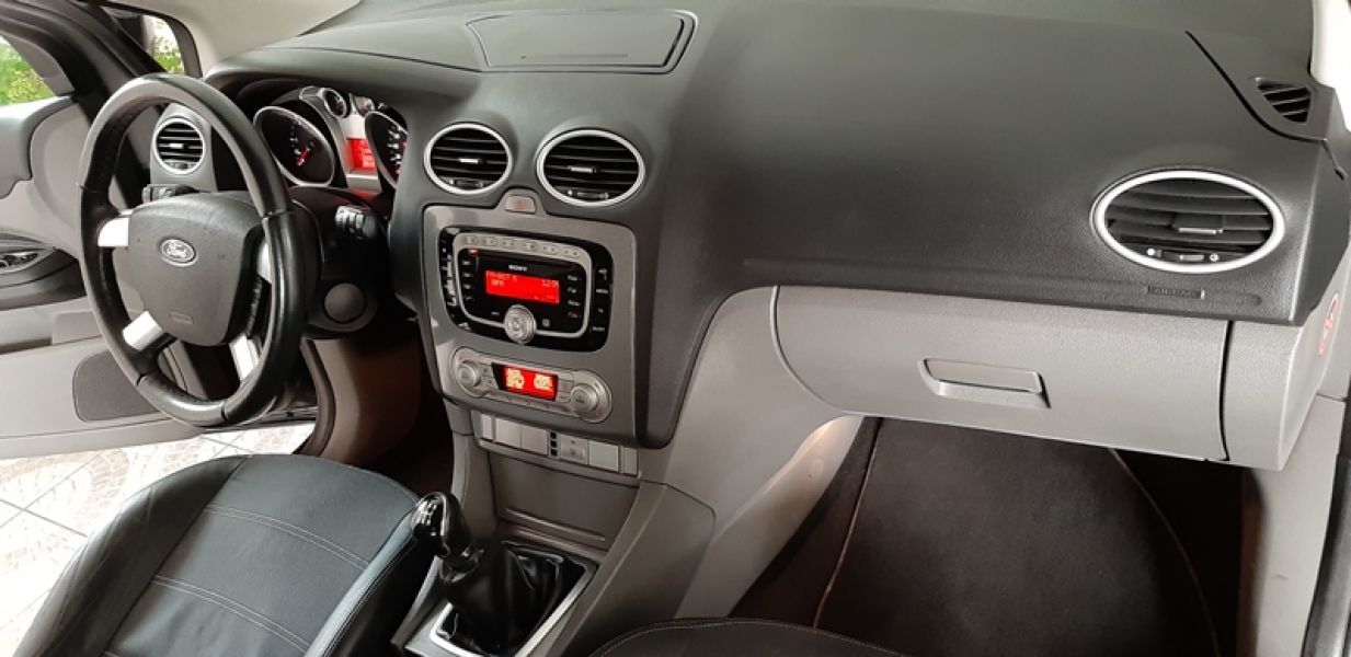 Ford Focus SW Titanium 1.6 TDCI 110 CV