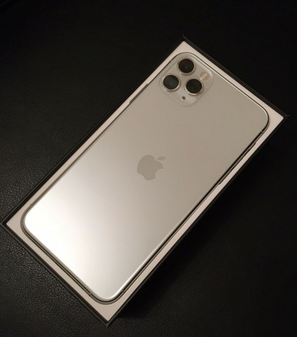 IPhone 11 Pro 64GB 430eur,Samsung S20 5G 128GB 430eur