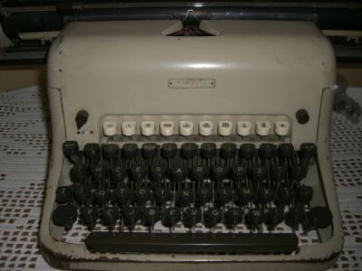 Máquina de Escrever MESSA