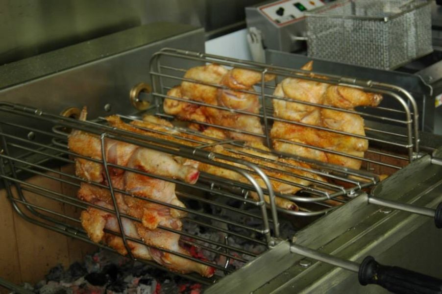 Churrasqueira a carvao industrial 