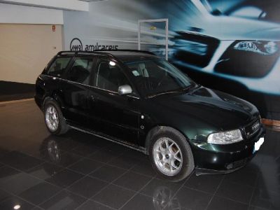 Audi A4 AVANT 1.9 TDI SPORT (110 cv)