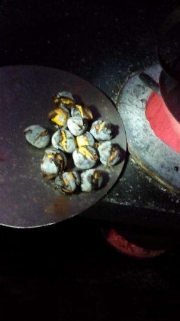 Carrinho assador de castanhas