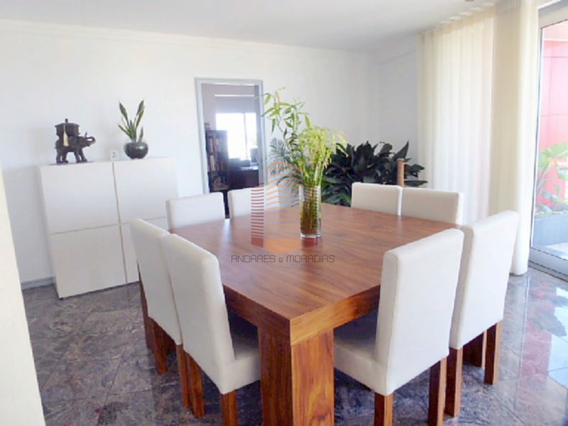 [6884] Espaçoso T3+1 Mobilado à estação de metro