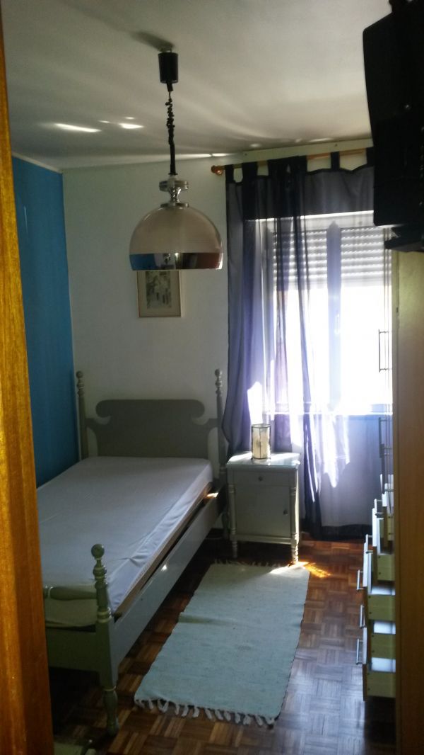 Aluga-se Quartos a Rapazes com Despesas Incluidas